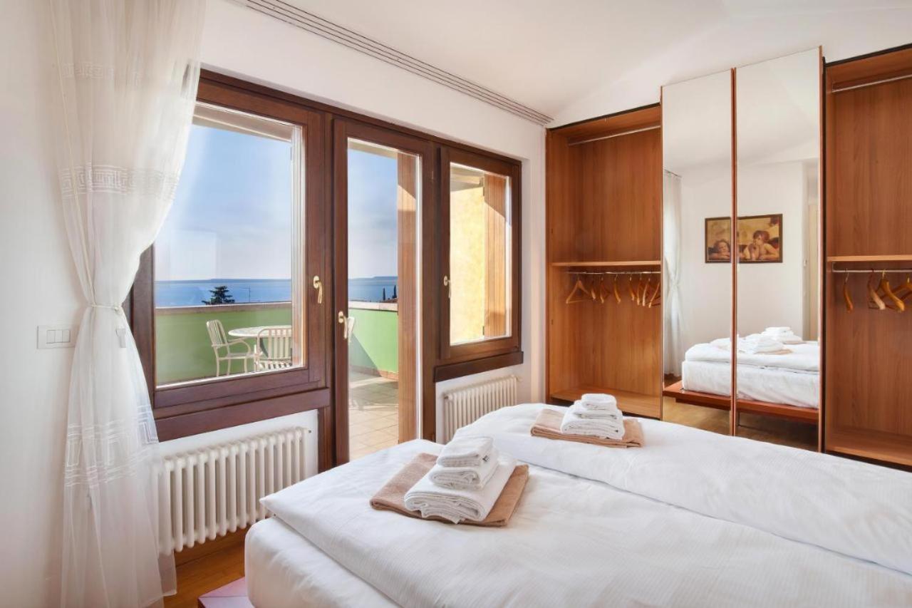 Villa Regina Gardesana Garda (Verona)