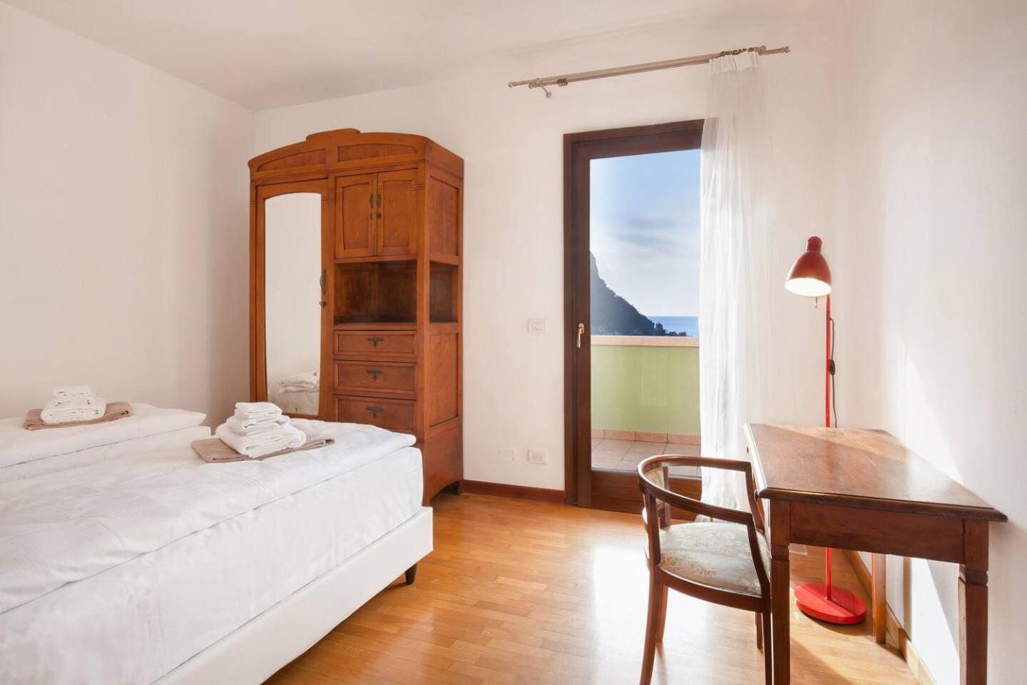 Regina Gardesana Villa